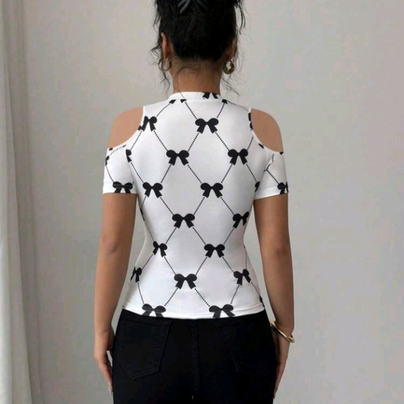 Women's Open Shoulder Short Sleeve T-Shirt, Fashionable For Summer - Picture 3 of 5